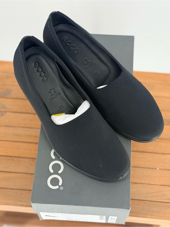Ecco Shoes - New ECCO Womens Black Slip-On Comfort Shoes size 7.5